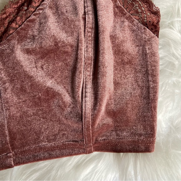 Story On Mauve Sleeveless Corset Velvet & Lace Bralette Cami Top Women’s M NWT - Picture 4 of 12